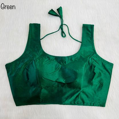 Picture of Sleeveless blouse in Poly Silk