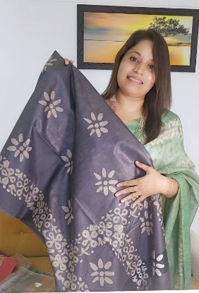 Picture of Semi Tusser Saree - Batik Print